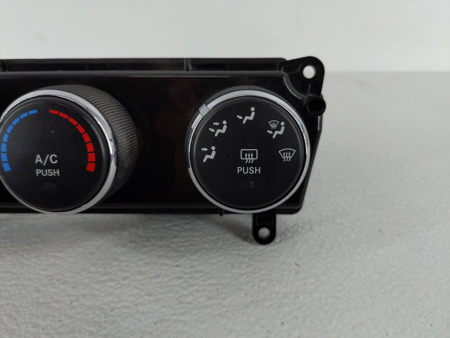 2014 Jeep Compass Climate Control Module Temperature AC/Heater Replacement P/N:P55111278AE Fits Fits 2011 2012 2013 2015 201