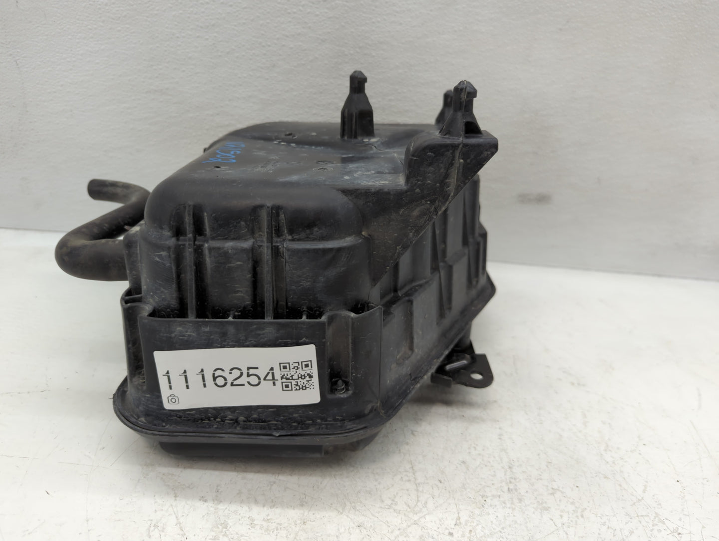 Jeep Compass Air Cleaner Intake-duct Hose Tube - Oemusedautoparts1.com