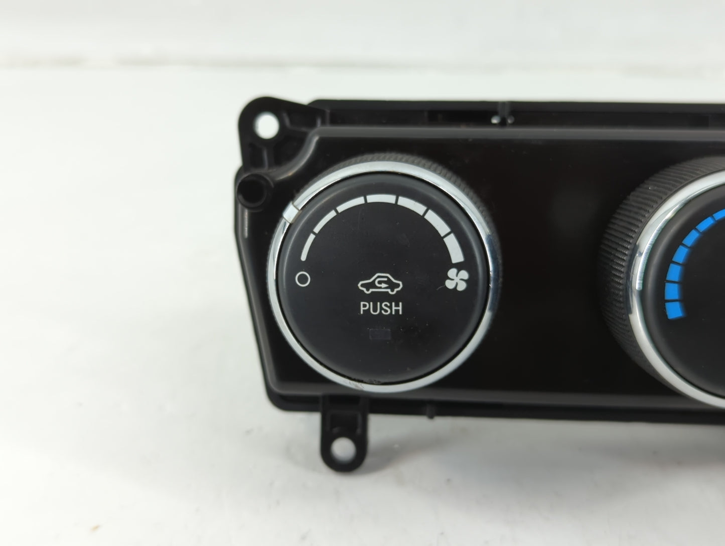 2014 Jeep Compass Climate Control Module Temperature AC/Heater Replacement P/N:P55111278AE Fits Fits 2011 2012 2013 2015 201