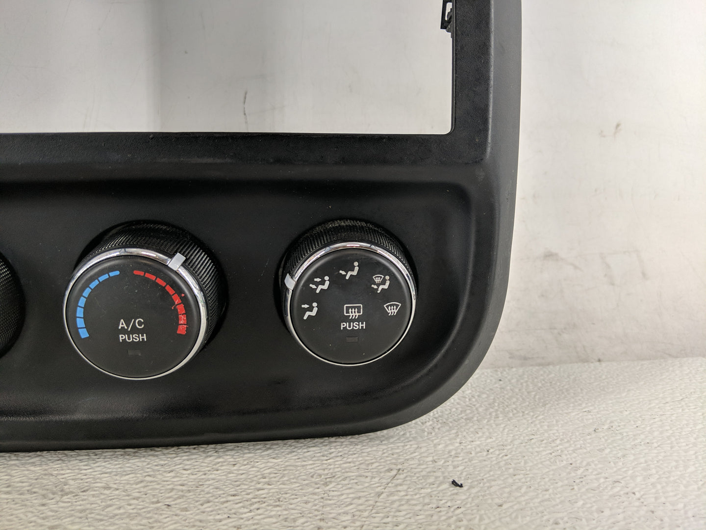 2014 Jeep Compass Climate Control Module Temperature AC/Heater Replacement P/N:P55111278AE Fits Fits 2011 2012 2013 2015 201