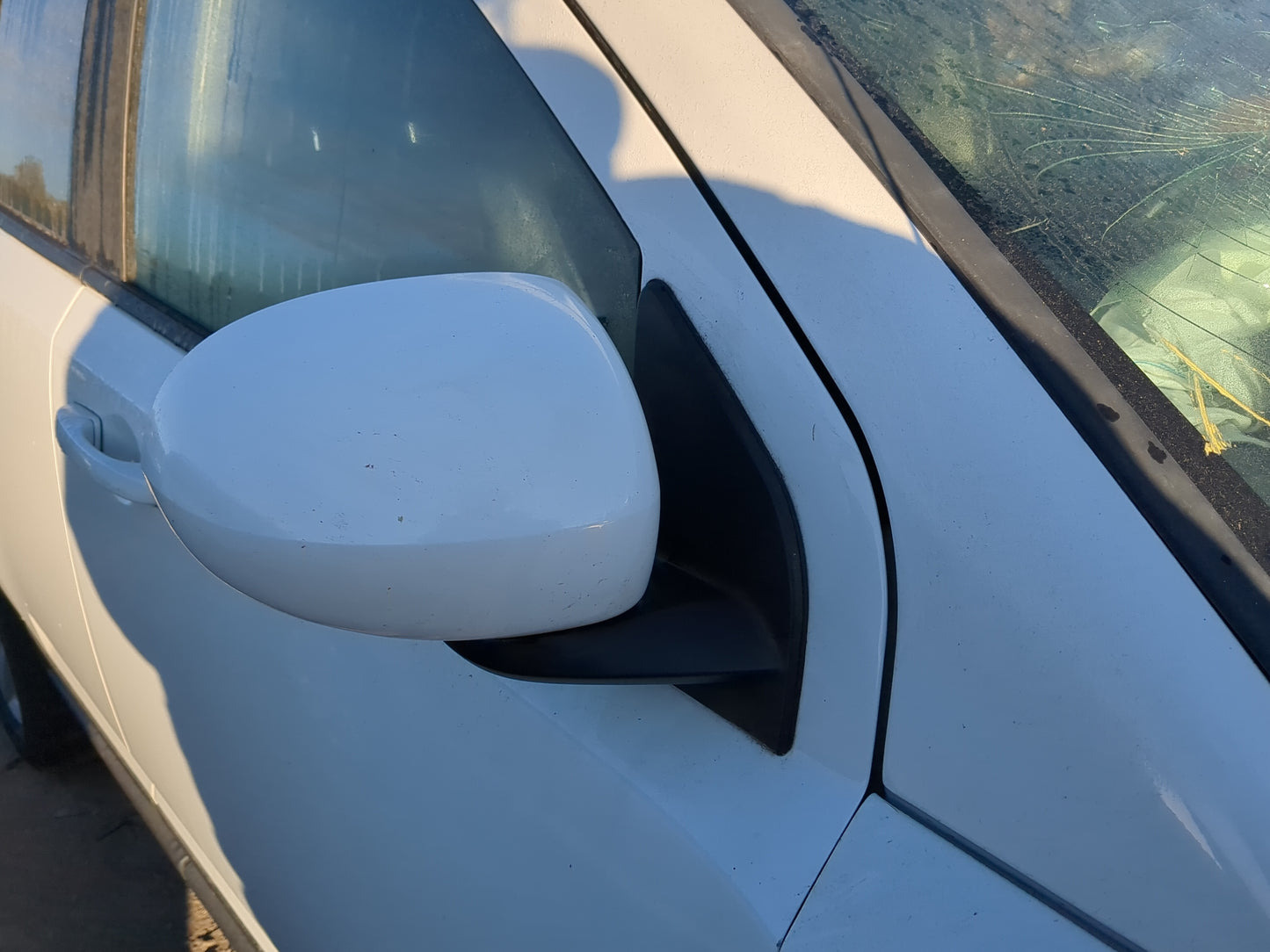 2014 Jeep Compass Passenger Side View Mirror - Right Door Mirror OEM Used - Oemusedautoparts1.com