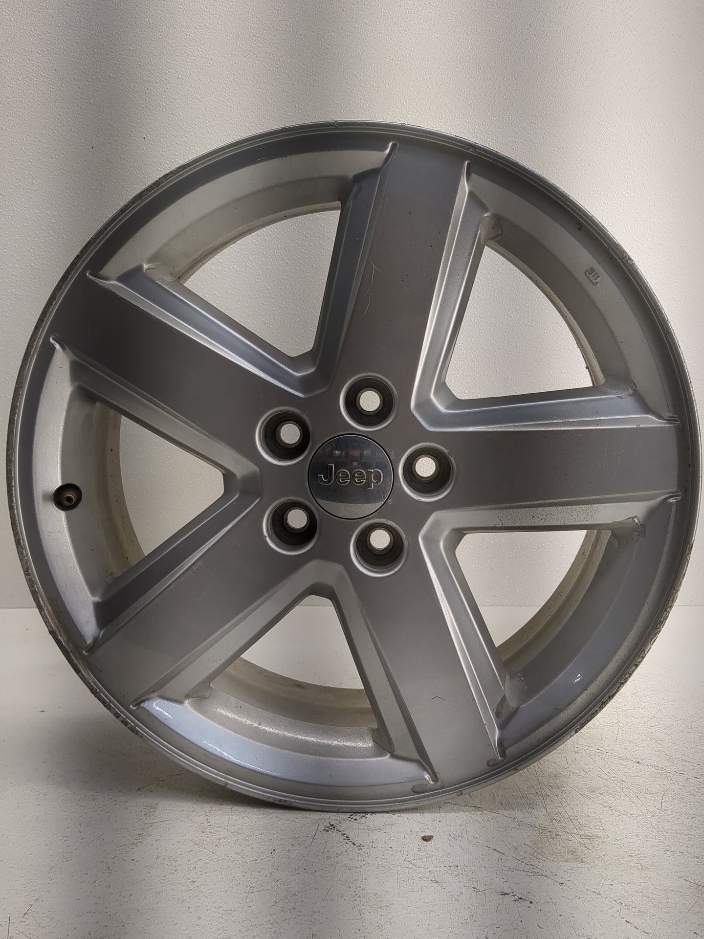 2011-2014 Jeep Compass Oem Wheel Rim - Oemusedautoparts1.com