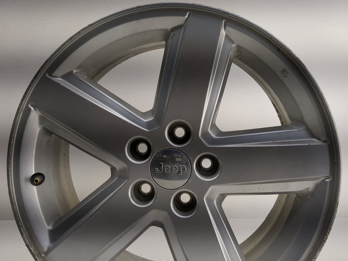 2011-2014 Jeep Compass Oem Wheel Rim - Oemusedautoparts1.com