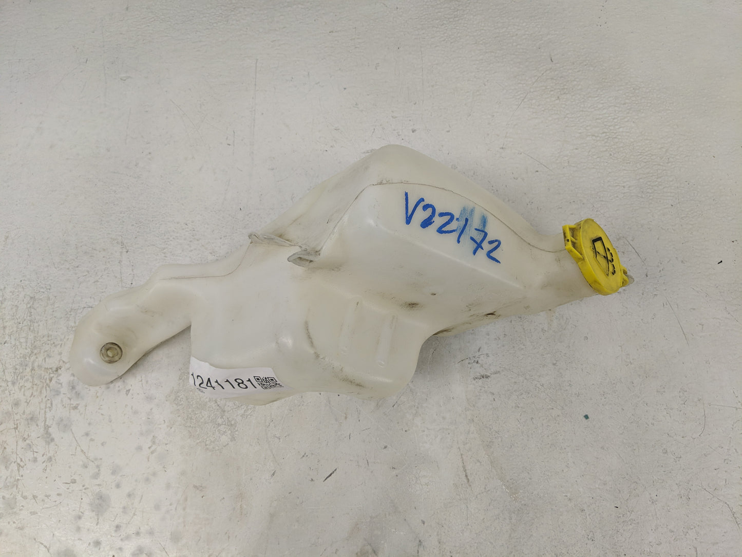 Jeep Compass Windshield Washer Fluid Reservoir Bottle Oem - Oemusedautoparts1.com
