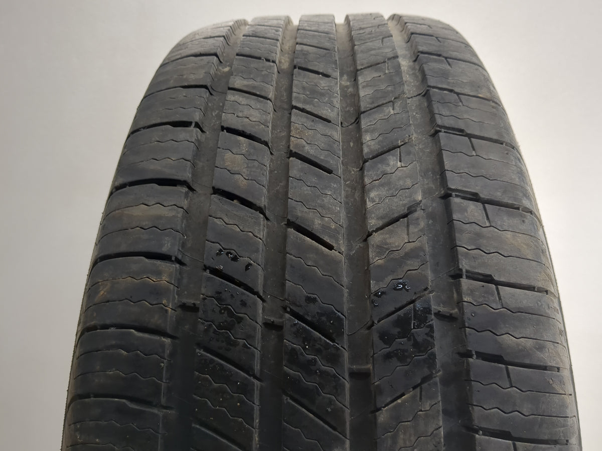 Used Tire 215/55R18 MICELIN DEFENDER T+H 95H - Tread Depth 9/32 - Oemusedautoparts1.com