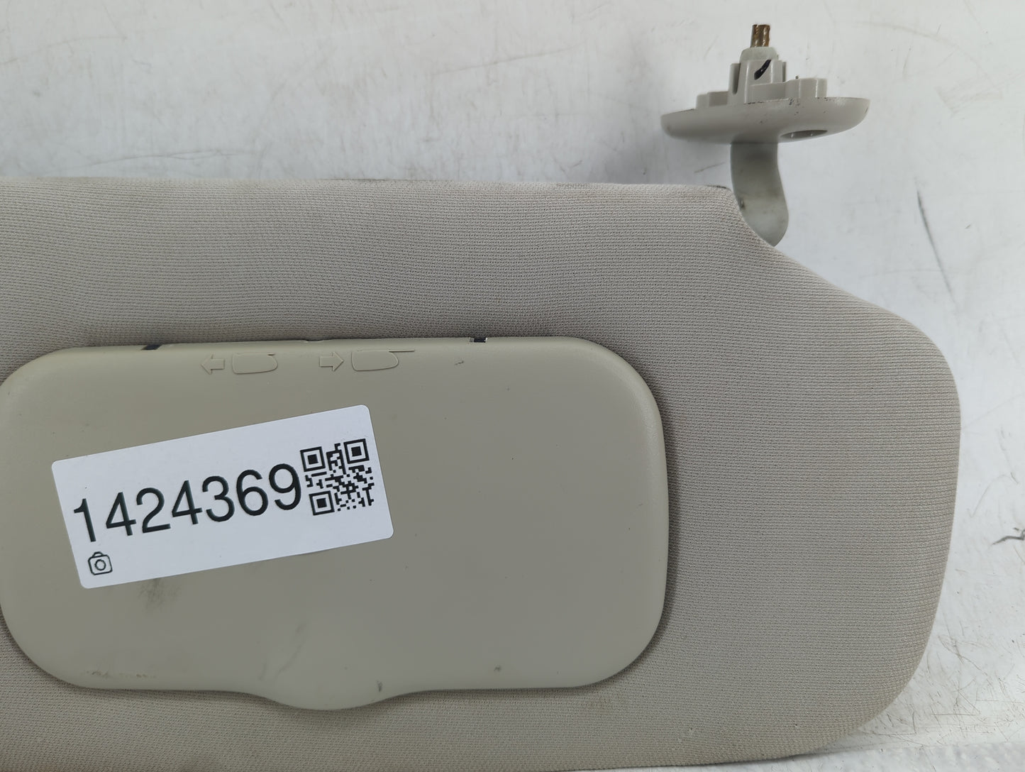 2010-2017 Jeep Compass Sun Visor Shade Replacement Passenger Right Mirror Fits Fits 2010 2011 2012 2013 2014 2015 2016 2017 
