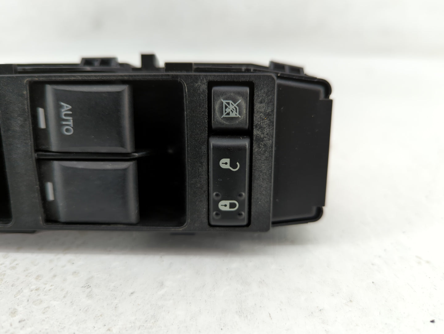 2014 Jeep Compass Master Power Window Switch Replacement Driver Side Left P/N:39754D 04602780AA Fits OEM Used Auto Parts - O