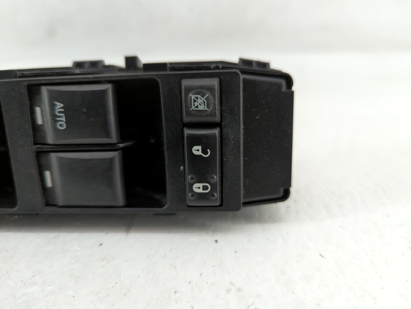 2014 Jeep Compass Master Power Window Switch Replacement Driver Side Left P/N:04602780AA Fits OEM Used Auto Parts - Oemuseda