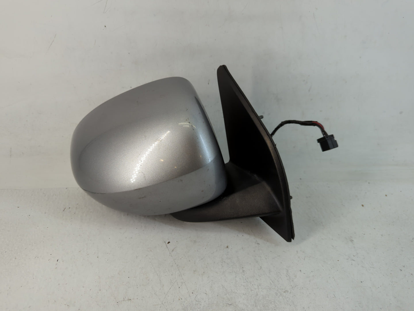 2014 Jeep Compass Driver Side View Mirror - Left Door Mirror OEM Used - Oemusedautoparts1.com