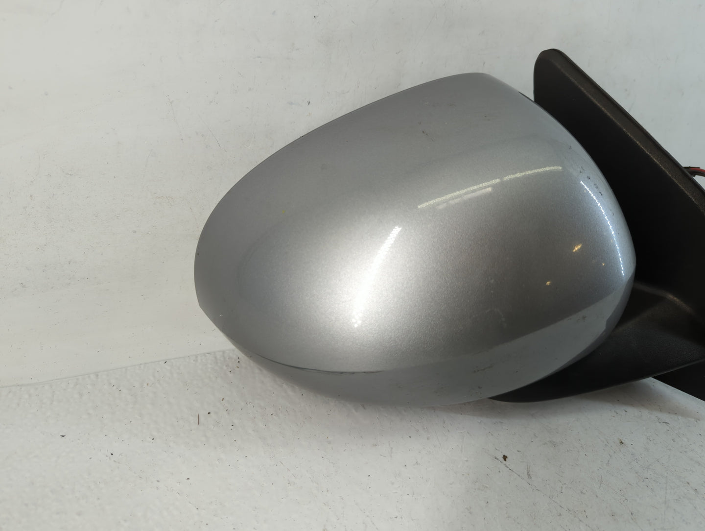 2014 Jeep Compass Driver Side View Mirror - Left Door Mirror OEM Used - Oemusedautoparts1.com
