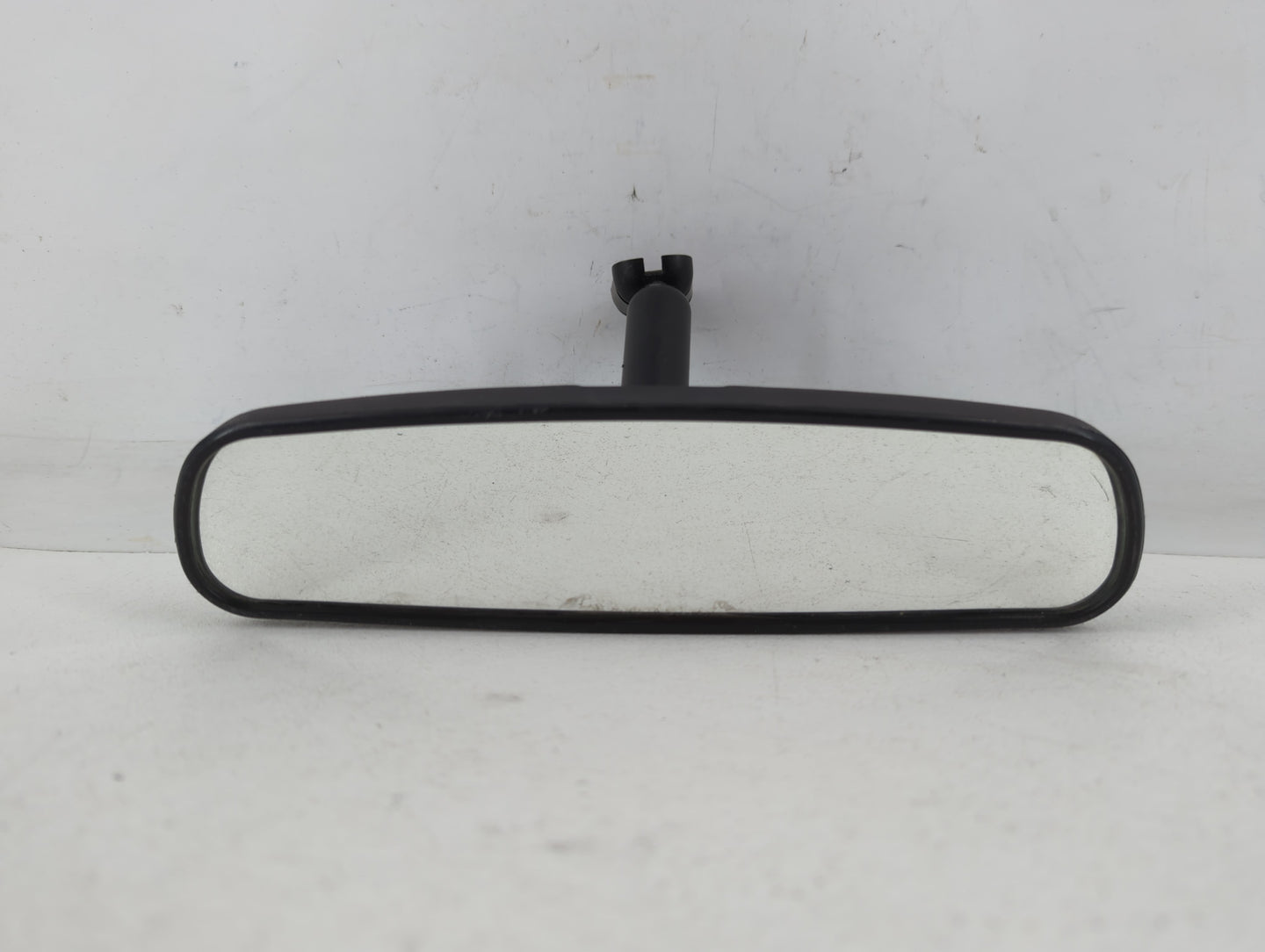 2014 Jeep Compass Interior Rear View Mirror Replacement OEM P/N:E8011681 Fits OEM Used Auto Parts - Oemusedautoparts1.com