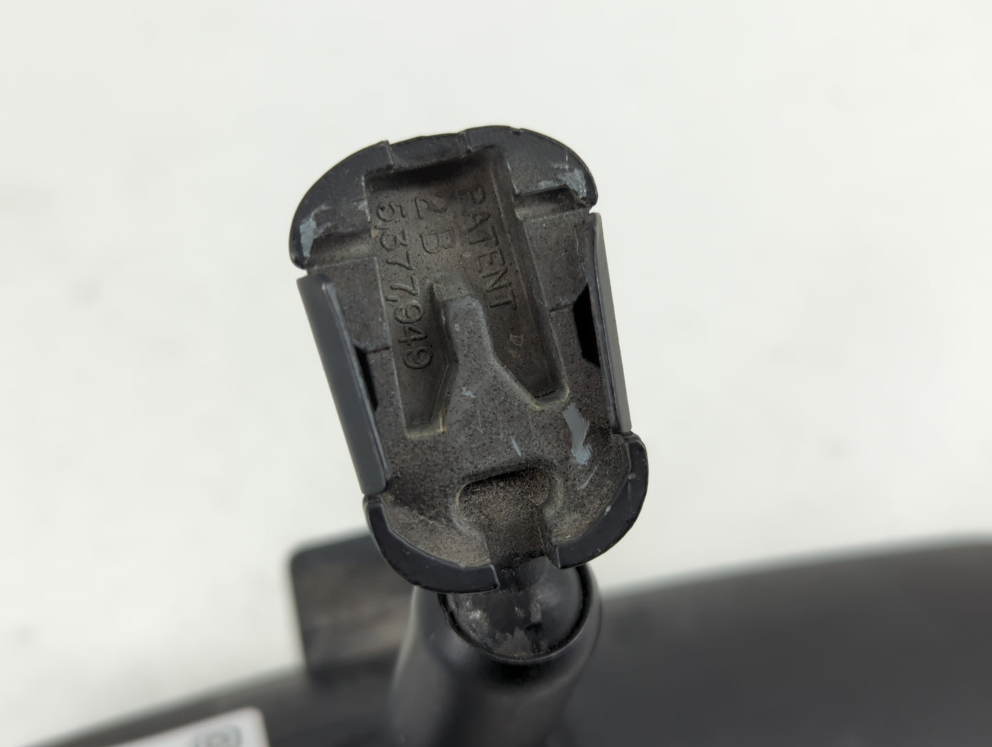 2014 Jeep Compass Interior Rear View Mirror Replacement OEM P/N:E8011681 Fits OEM Used Auto Parts - Oemusedautoparts1.com