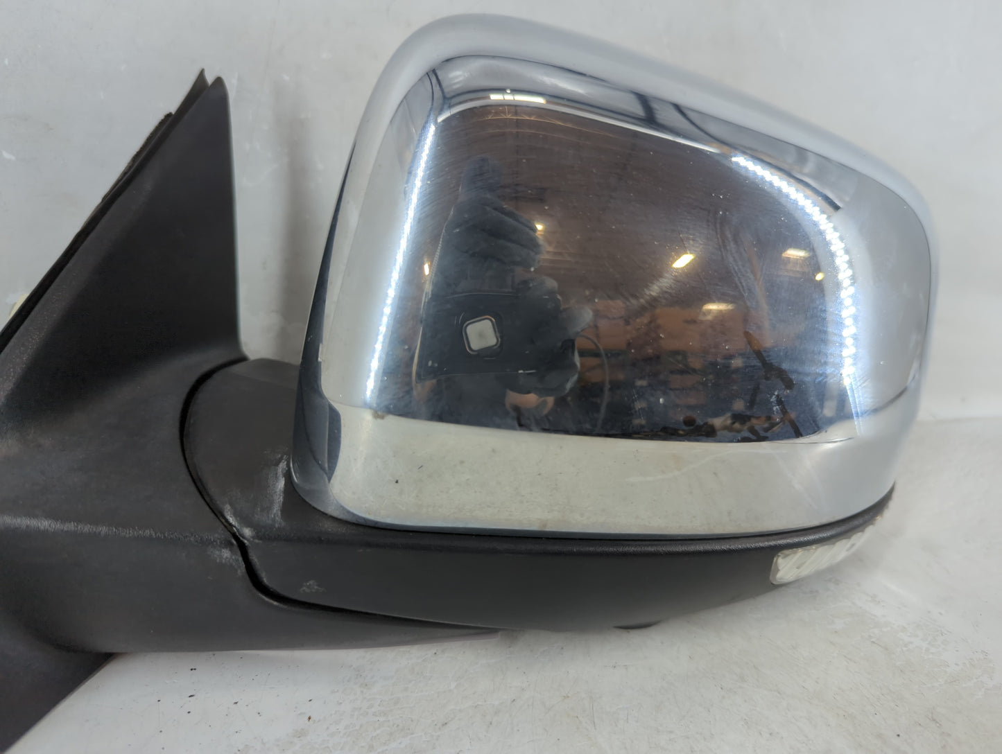 2014-2018 Jeep Grand Cherokee Driver Side View Mirror - Left Door Mirror OEM Used - Oemusedautoparts1.com