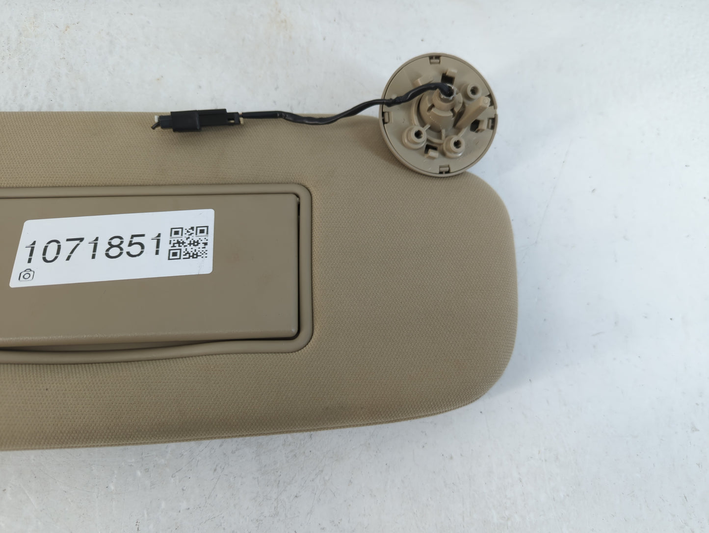2014-2022 Jeep Grand Cherokee Sun Visor Shade Replacement Passenger Right Mirror Fits OEM Used Auto Parts - Oemusedautoparts