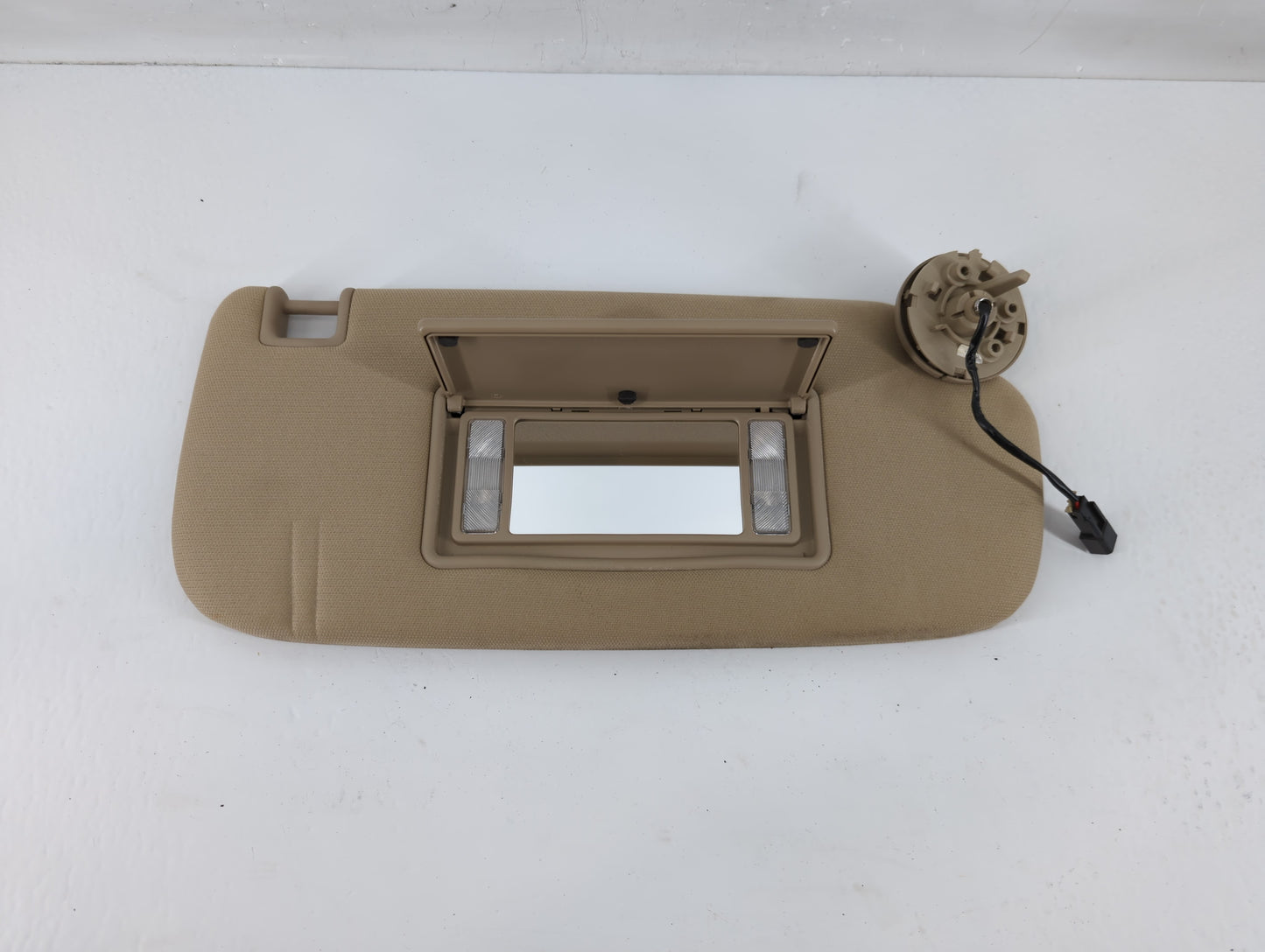 2014-2022 Jeep Grand Cherokee Sun Visor Shade Replacement Passenger Right Mirror Fits OEM Used Auto Parts - Oemusedautoparts