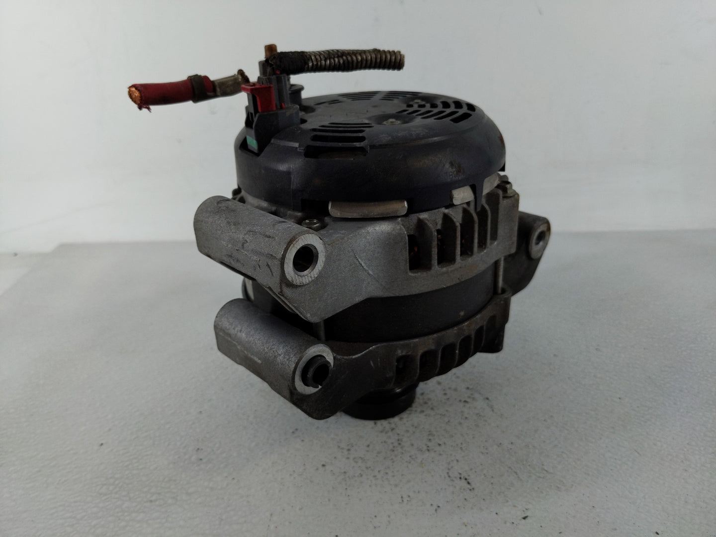 2011-2016 Jeep Grand Cherokee Alternator Replacement Generator Charging Assembly Engine OEM P/N:P0480177A8AI Fits OEM Used A