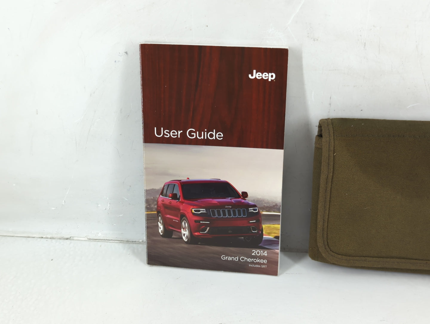 2014 Jeep Grand Cherokee Owners Manual Book Guide P/N:14WK741-926-AA OEM Used Auto Parts - Oemusedautoparts1.com