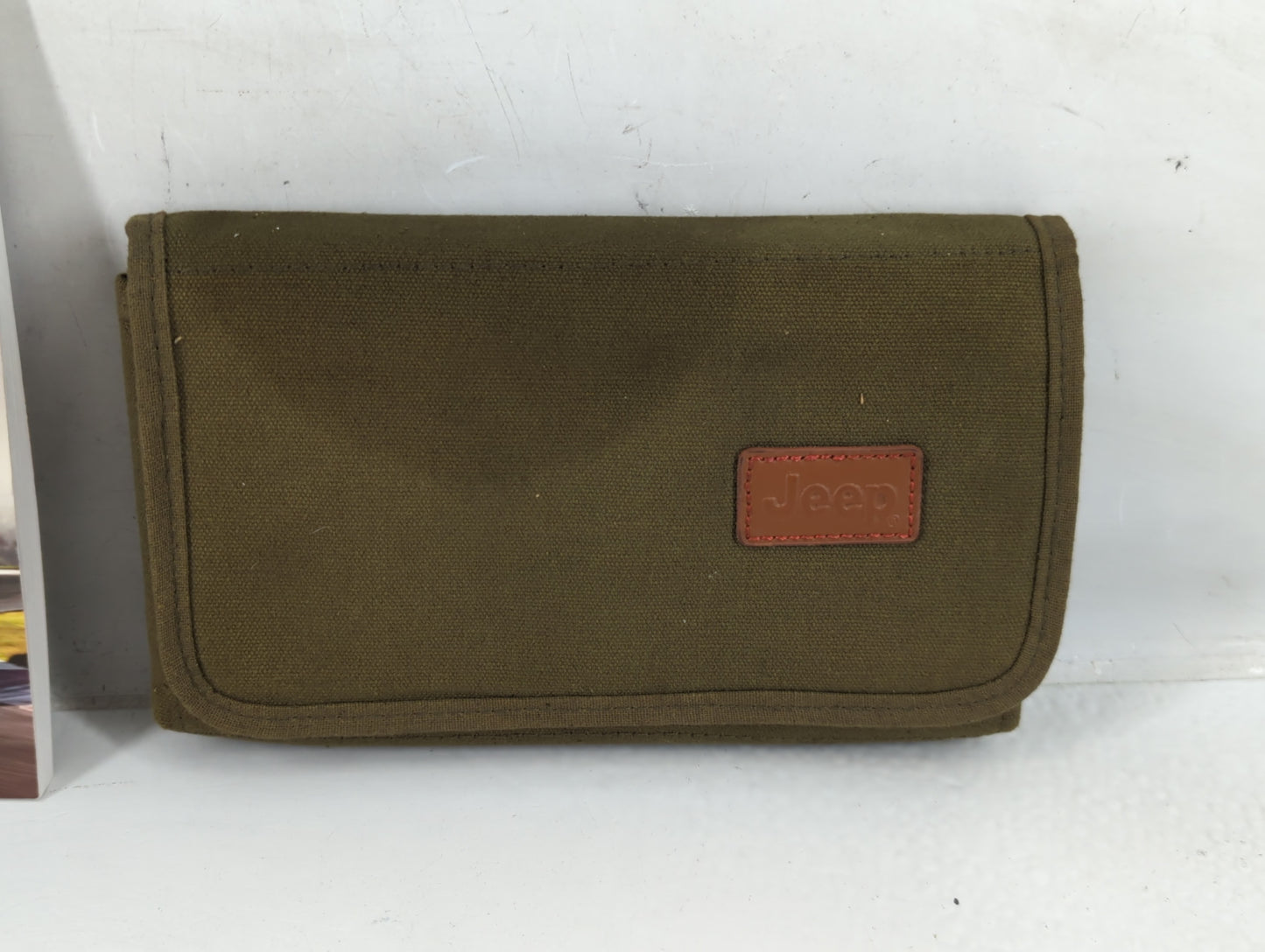 2014 Jeep Grand Cherokee Owners Manual Book Guide P/N:14WK741-926-AA OEM Used Auto Parts - Oemusedautoparts1.com