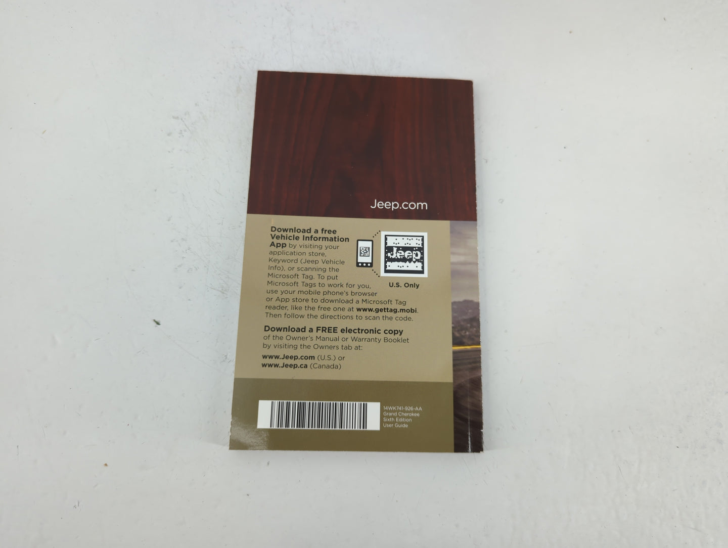 2014 Jeep Grand Cherokee Owners Manual Book Guide P/N:14WK741-926-AA OEM Used Auto Parts - Oemusedautoparts1.com