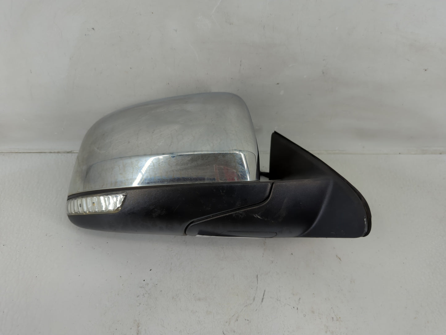 2011-2018 Jeep Grand Cherokee Passenger Side View Mirror - Right Door Mirror OEM Used - Oemusedautoparts1.com