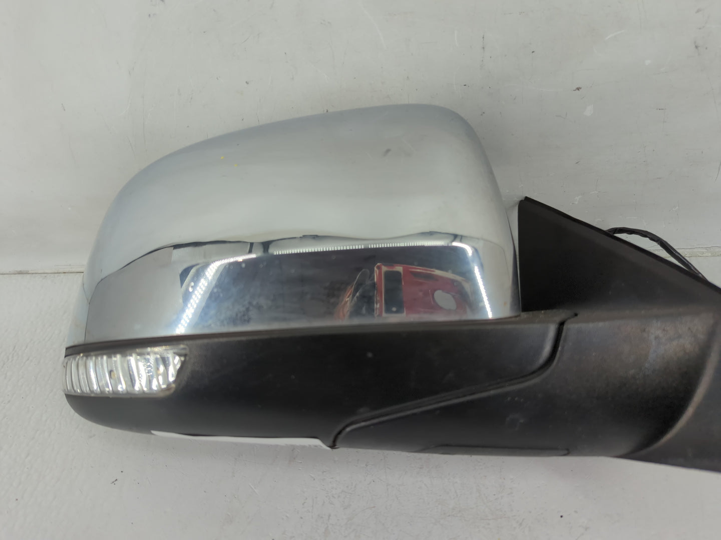 2011 Jeep Grand Cherokee Passenger Right Side View Manual Door Mirror - Oemusedautoparts1.com