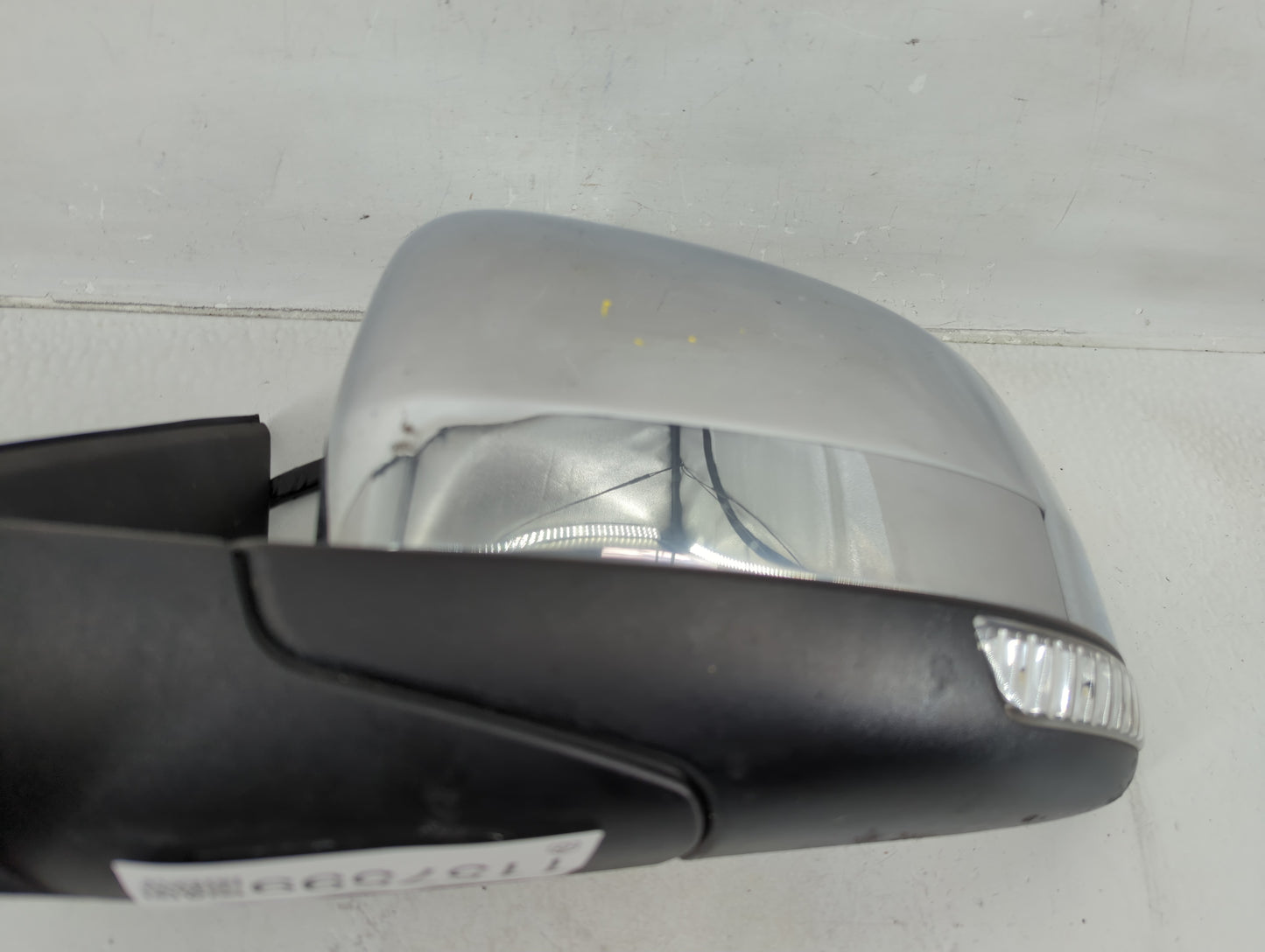 2011-2018 Jeep Grand Cherokee Driver Side View Mirror - Left Door Mirror OEM Used - Oemusedautoparts1.com