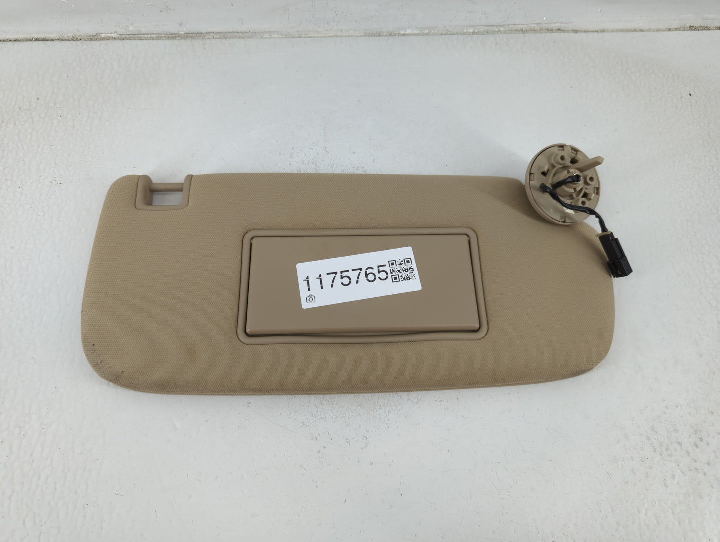 2014-2022 Jeep Grand Cherokee Sun Visor Shade Replacement Passenger Right Mirror Fits OEM Used Auto Parts - Oemusedautoparts