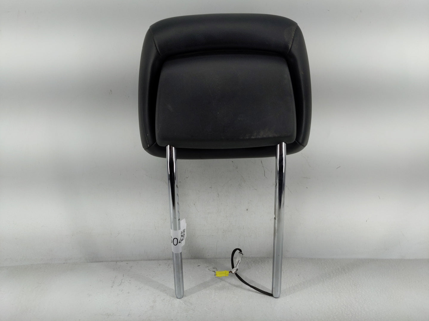 2014 Jeep Grand Cherokee Headrest Head Rest Rear Seat Fits OEM Used Auto Parts - Oemusedautoparts1.com
