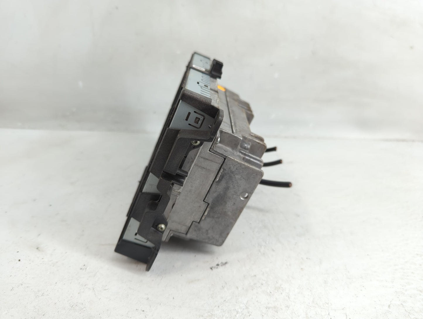 2014 Jeep Grand Cherokee Radio AM FM Cd Player Receiver Replacement Fits OEM Used Auto Parts - Oemusedautoparts1.com