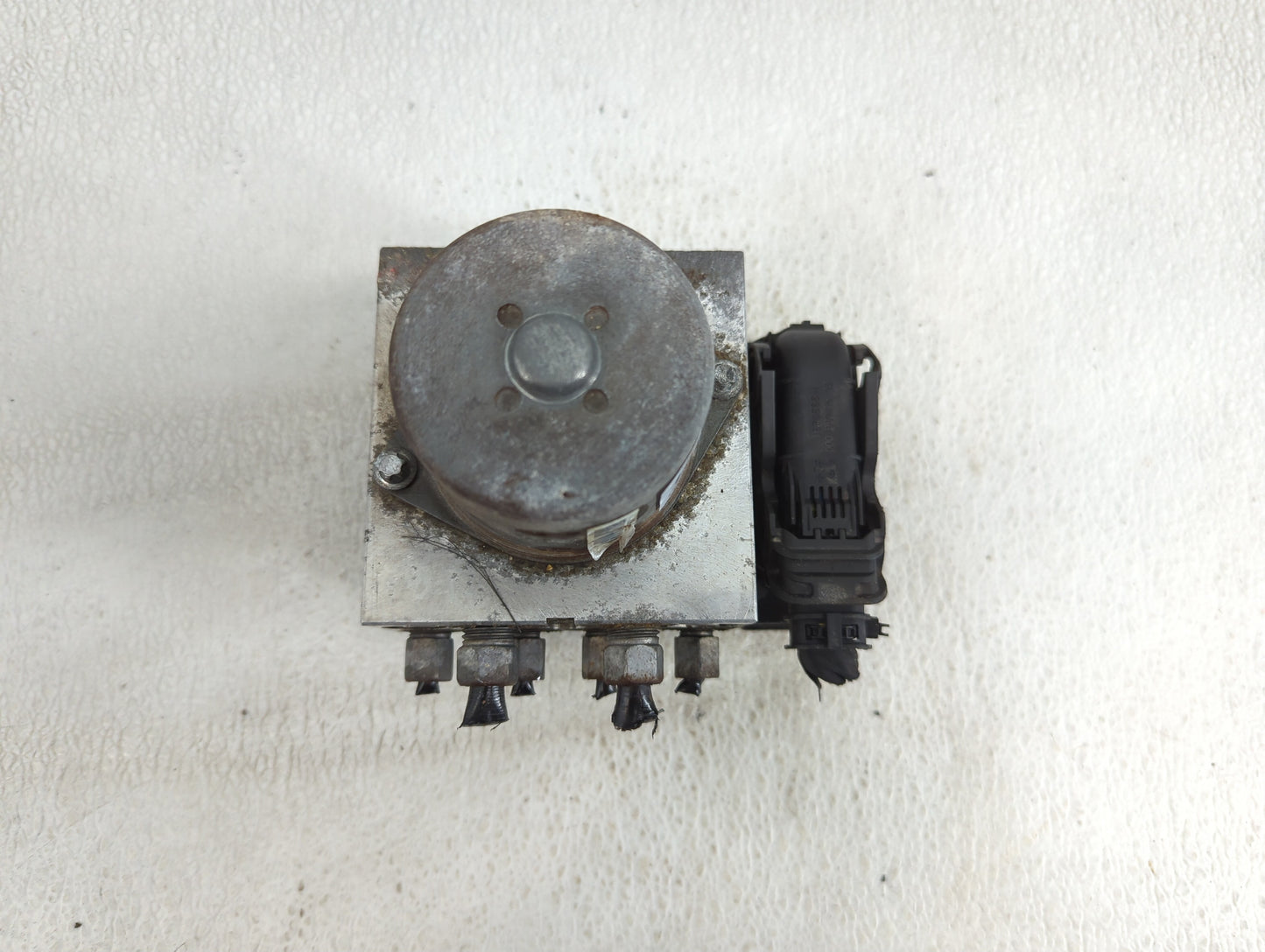 2013-2014 Jeep Grand Cherokee ABS Pump Control Module Replacement P/N:P04779976AL Fits Fits 2013 2014 OEM Used Auto Parts - 