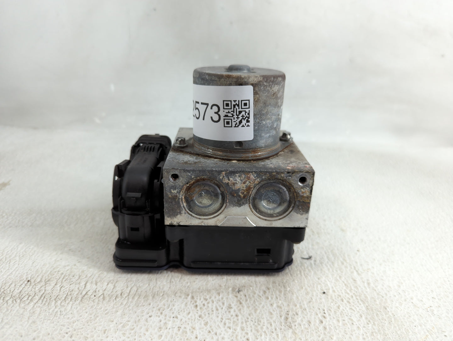 2013-2014 Jeep Grand Cherokee ABS Pump Control Module Replacement P/N:P04779976AL Fits Fits 2013 2014 OEM Used Auto Parts - 