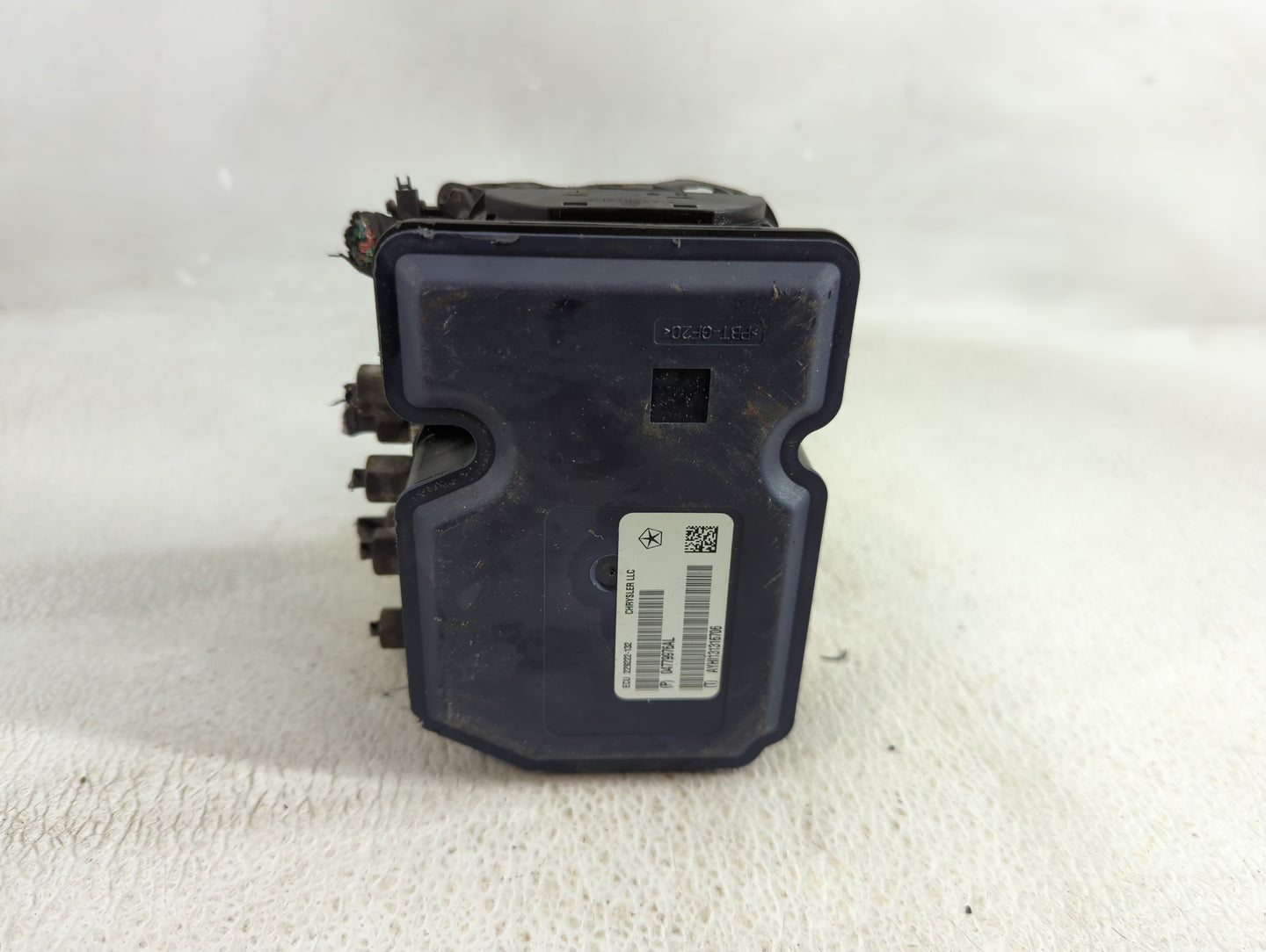 2013-2014 Jeep Grand Cherokee ABS Pump Control Module Replacement P/N:P04779976AL Fits Fits 2013 2014 OEM Used Auto Parts - 