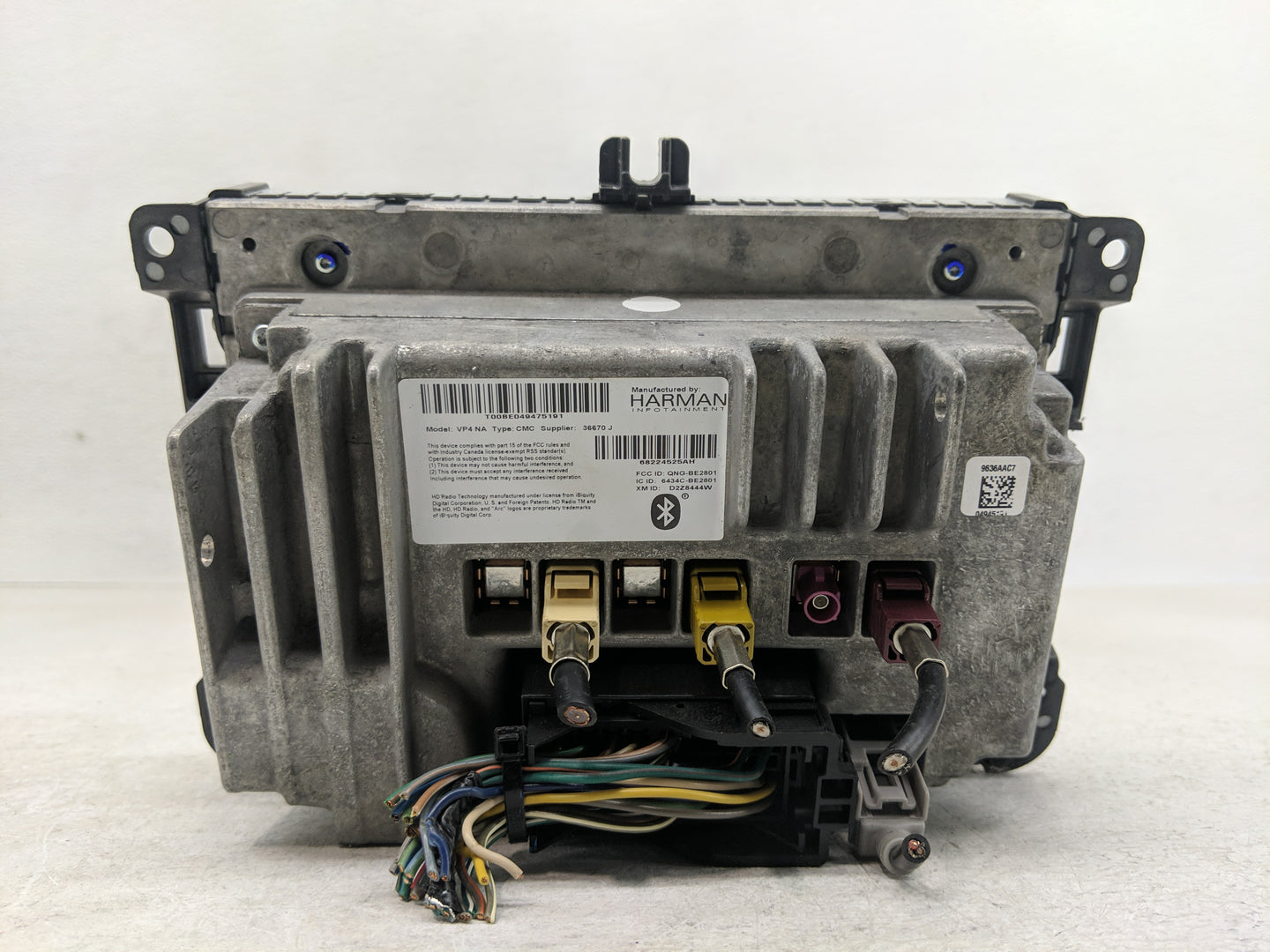 2014 Jeep Grand Cherokee Radio AM FM Cd Player Receiver Replacement P/N:6434C-BE2801 Fits OEM Used Auto Parts - Oemusedautop