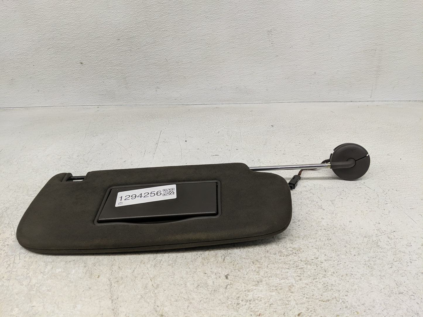 2014-2022 Jeep Grand Cherokee Sun Visor Shade Replacement Passenger Right Mirror Fits OEM Used Auto Parts - Oemusedautoparts