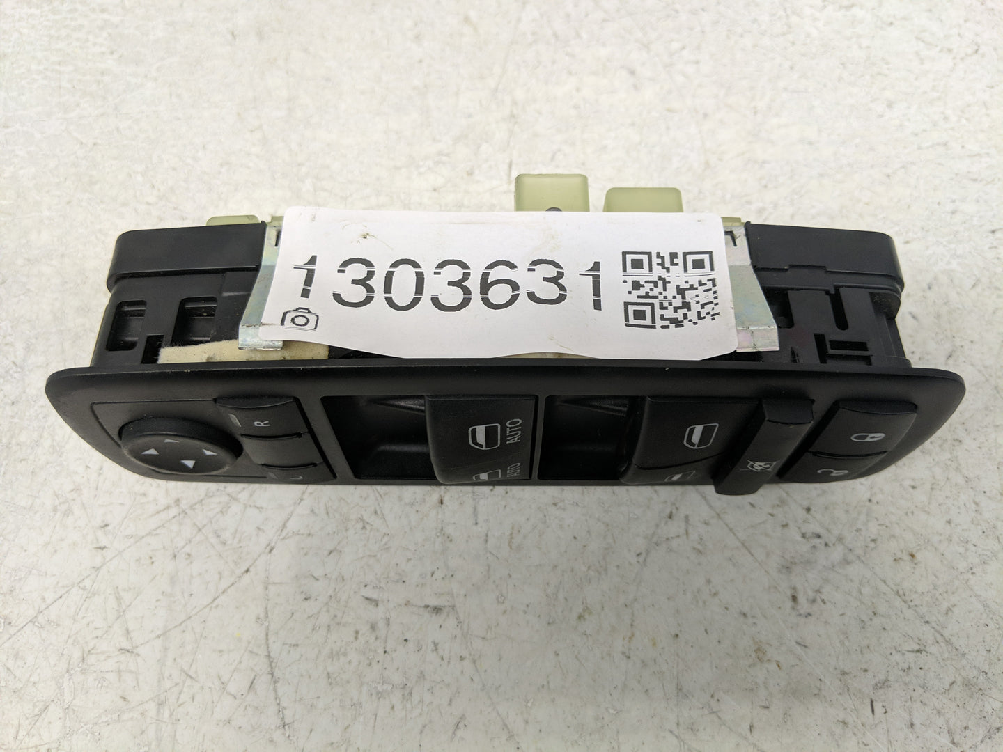 2014-2015 Jeep Grand Cherokee Master Power Window Switch Replacement Driver Side Left Fits Fits 2014 2015 OEM Used Auto Part