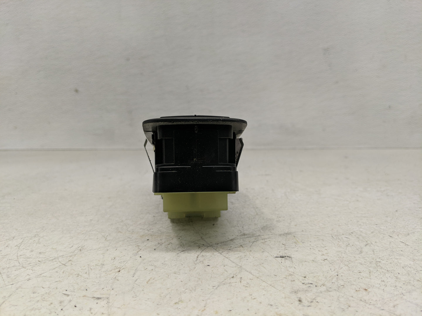 2014-2015 Jeep Grand Cherokee Master Power Window Switch Replacement Driver Side Left Fits Fits 2014 2015 OEM Used Auto Part