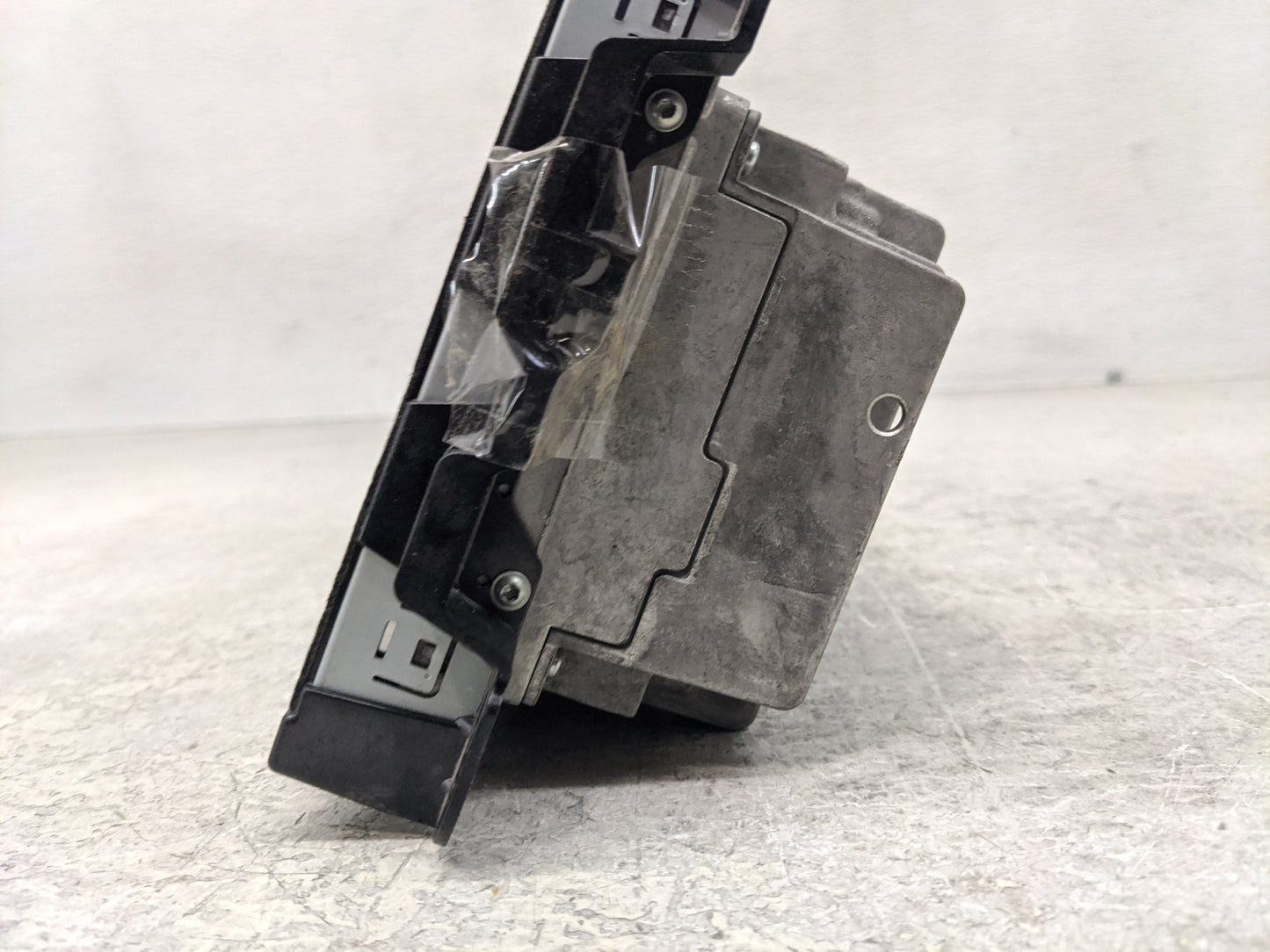 2014 Jeep Grand Cherokee Radio AM FM Cd Player Receiver Replacement P/N:68224559AE Fits OEM Used Auto Parts - Oemusedautopar