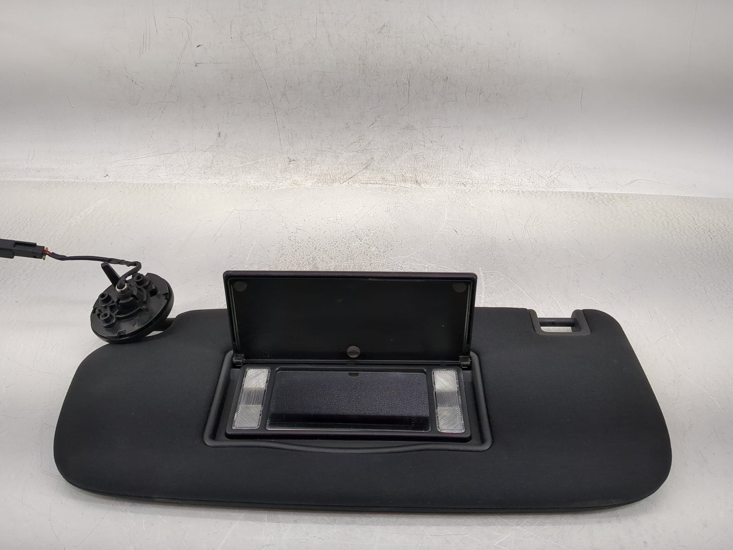 2014-2022 Jeep Grand Cherokee Sun Visor Shade Replacement Driver Left Mirror Fits OEM Used Auto Parts - Oemusedautoparts1.co