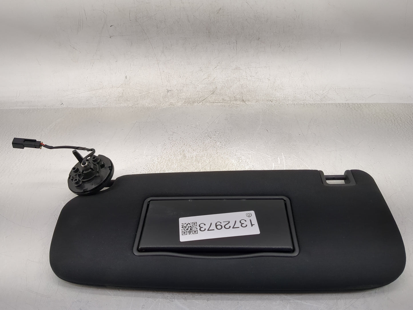 2014-2022 Jeep Grand Cherokee Sun Visor Shade Replacement Driver Left Mirror Fits OEM Used Auto Parts - Oemusedautoparts1.co