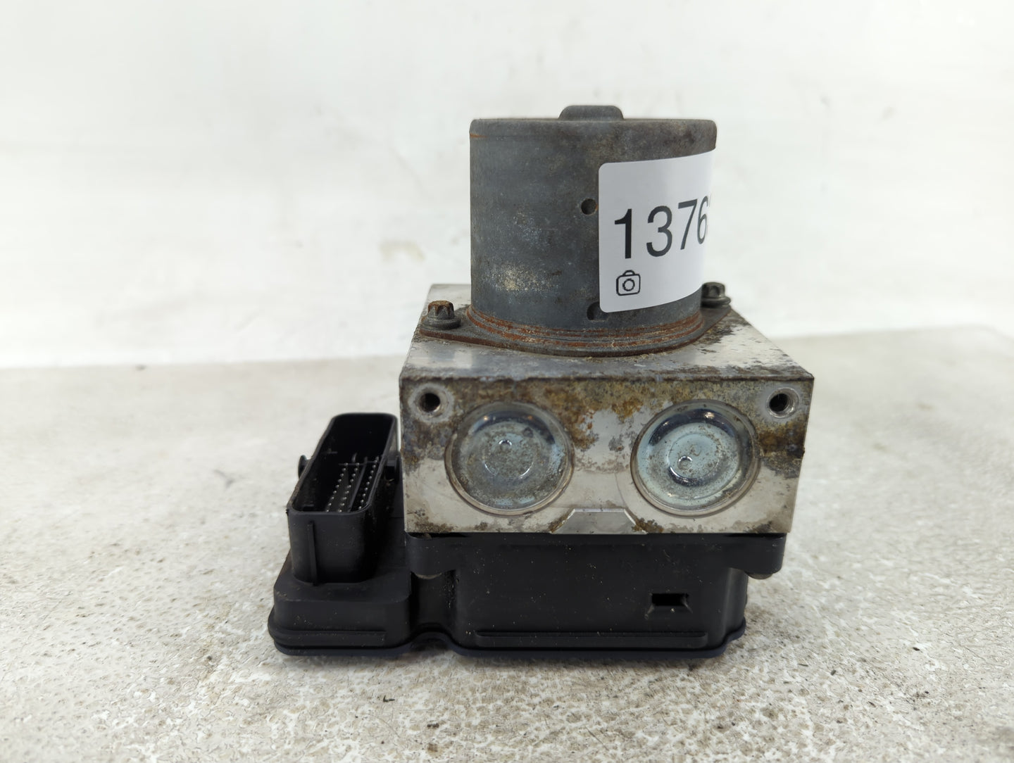 2013-2014 Jeep Grand Cherokee ABS Pump Control Module Replacement P/N:68227200AD Fits Fits 2013 2014 OEM Used Auto Parts - O