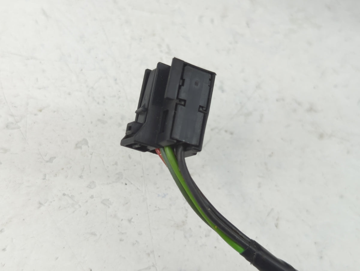 2011-2022 Jeep Grand Cherokee Driver Side View Mirror - Left Door Mirror OEM Used - Oemusedautoparts1.com