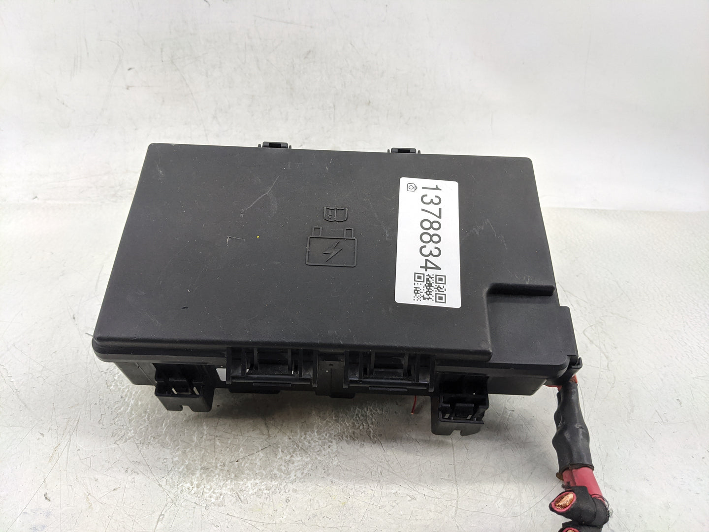 2014 Jeep Grand Cherokee Fusebox Fuse Box Panel Relay Module P/N:P68194607AD Fits OEM Used Auto Parts - Oemusedautoparts1.co