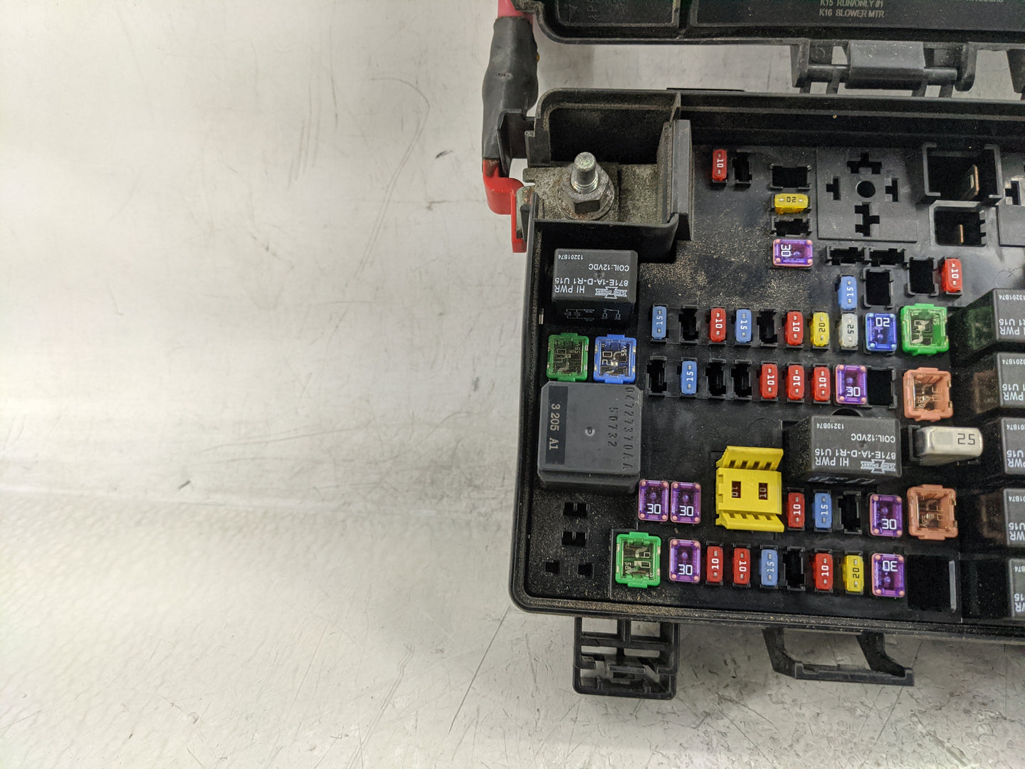 2014 Jeep Grand Cherokee Fusebox Fuse Box Panel Relay Module P/N:P68194607AD Fits OEM Used Auto Parts - Oemusedautoparts1.co