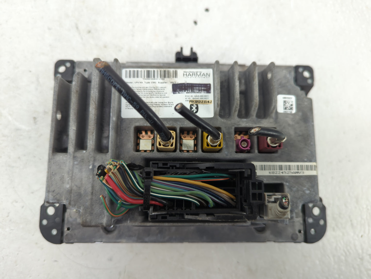 2014 Jeep Grand Cherokee Radio AM FM Cd Player Receiver Replacement P/N:6434C-BE2801 Fits OEM Used Auto Parts - Oemusedautop