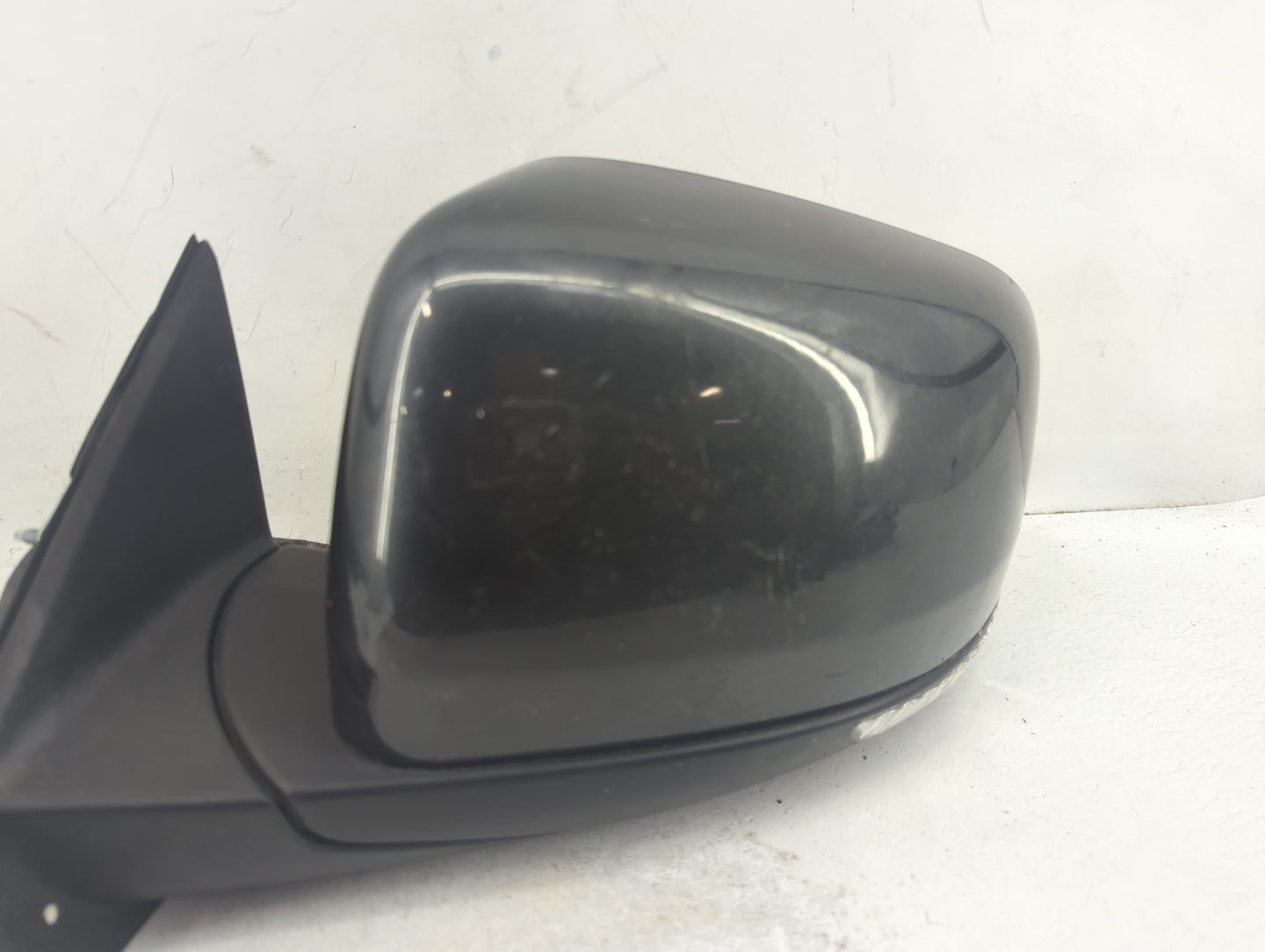 2011-2018 Jeep Grand Cherokee Driver Side View Mirror - Left Door Mirror OEM Used - Oemusedautoparts1.com