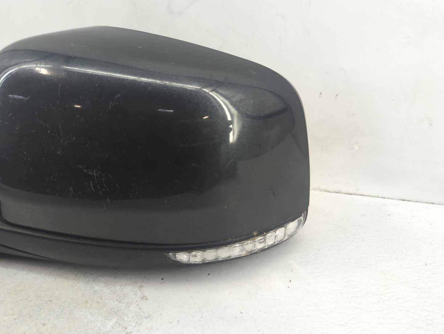 2011-2018 Jeep Grand Cherokee Driver Side View Mirror - Left Door Mirror OEM Used - Oemusedautoparts1.com