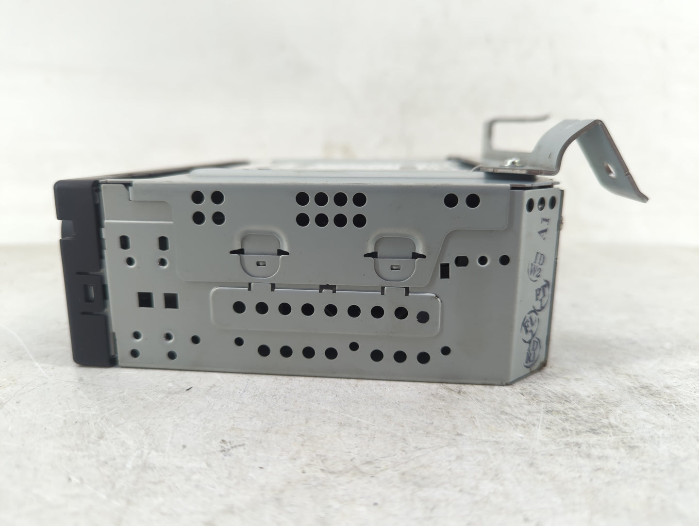 2014-2022 Jeep Grand Cherokee Radio AM FM Cd Player Receiver Replacement P/N:P05091245AC Fits OEM Used Auto Parts - Oemuseda