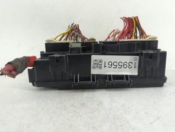 2014 Jeep Grand Cherokee Fusebox Fuse Box Panel Relay Module Fits OEM Used Auto Parts - Oemusedautoparts1.com