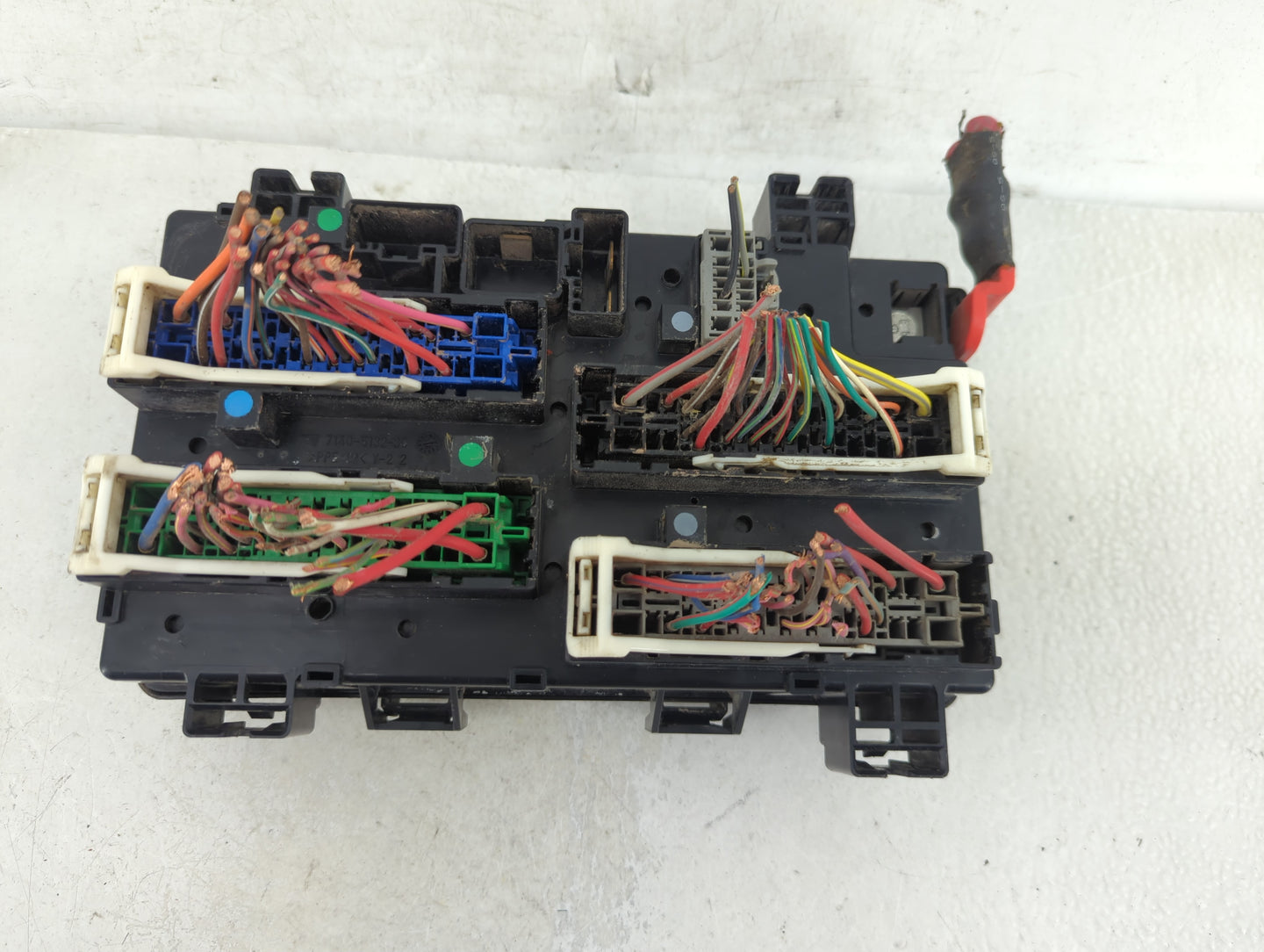 2014 Jeep Grand Cherokee Fusebox Fuse Box Panel Relay Module Fits OEM Used Auto Parts - Oemusedautoparts1.com