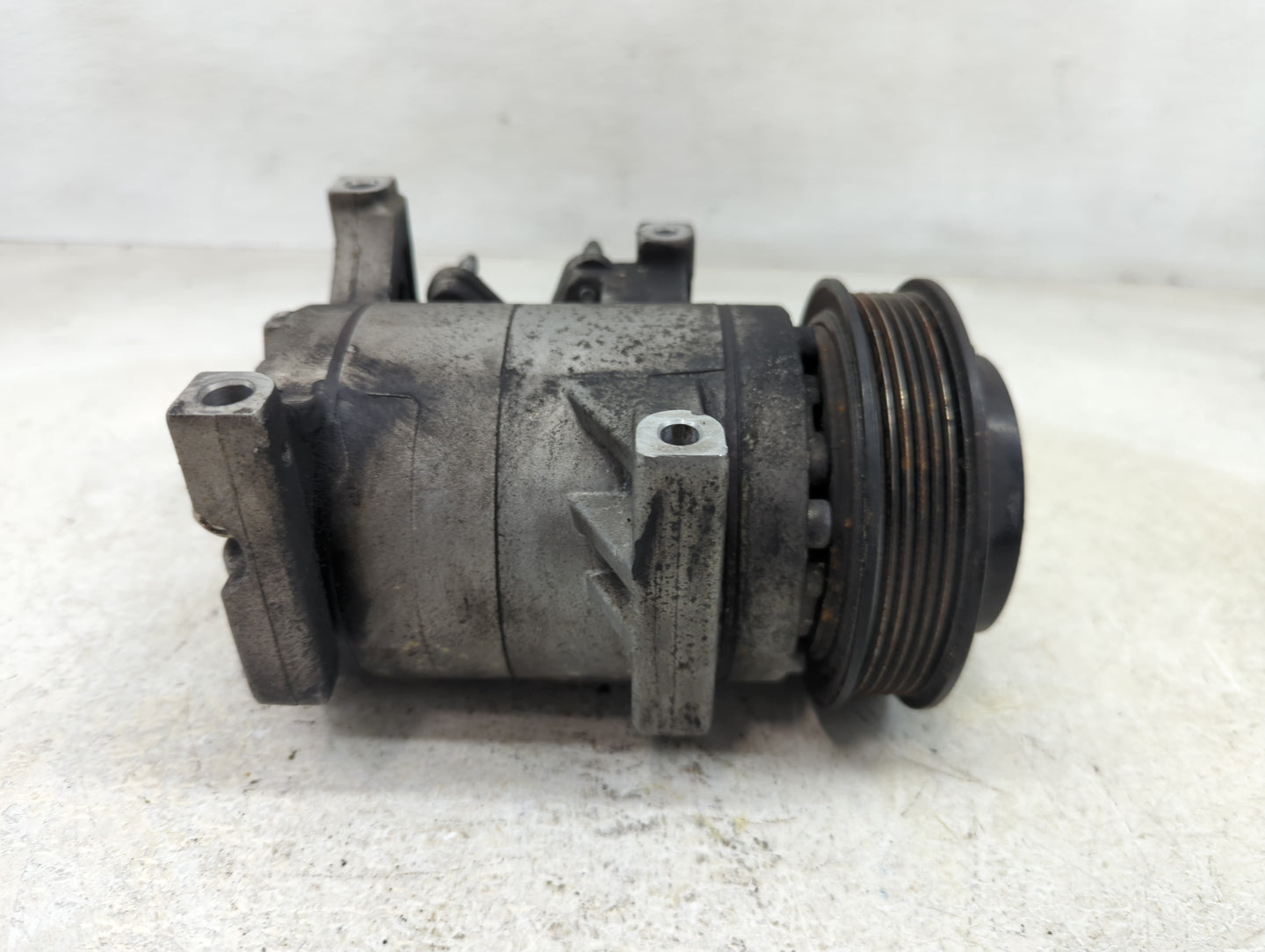 2011-2015 Jeep Grand Cherokee Air Conditioning A/c Ac Compressor Oem - Oemusedautoparts1.com